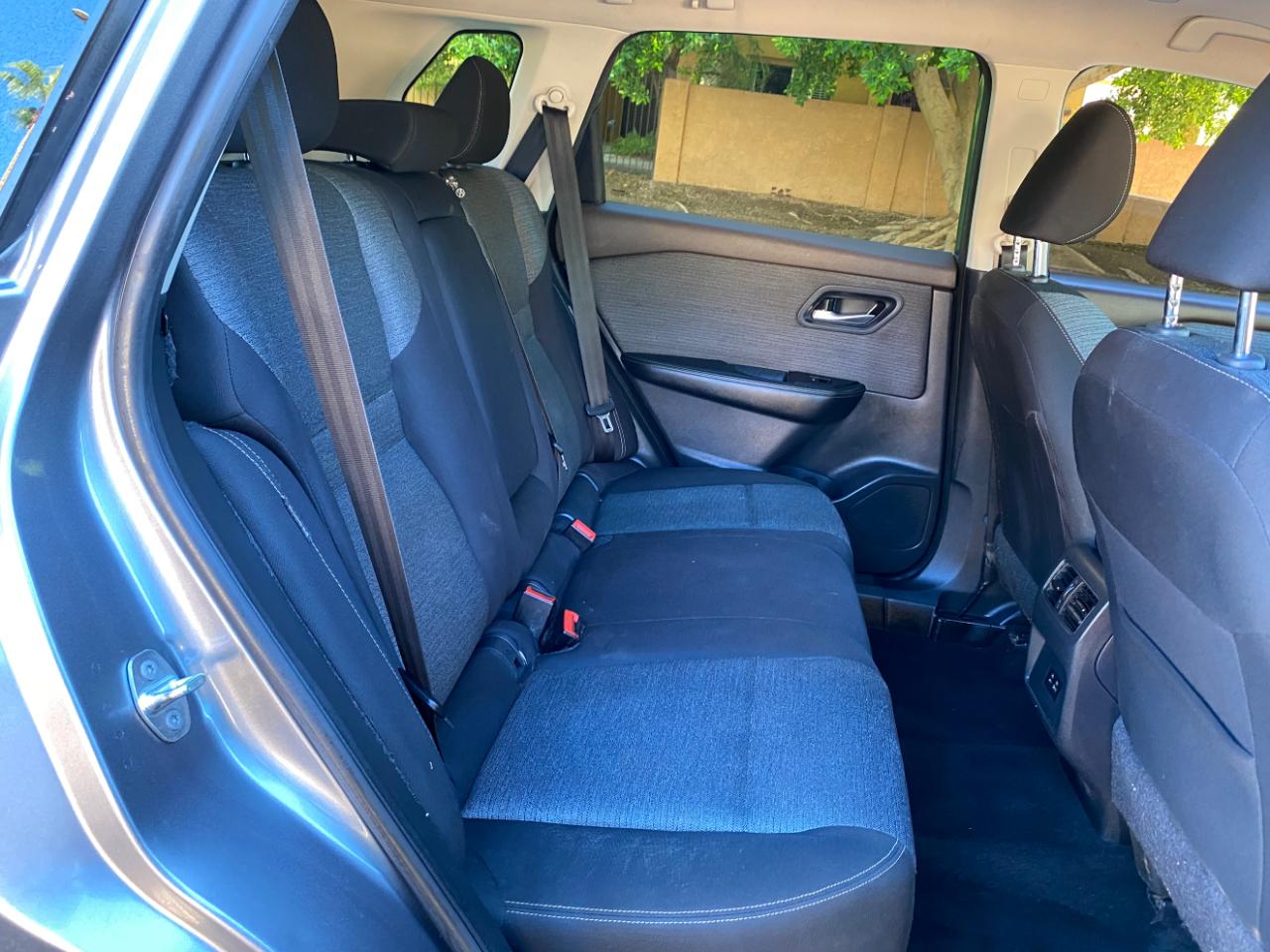 Nissan Rogue FWD SV *Ltd Avail* 2023
