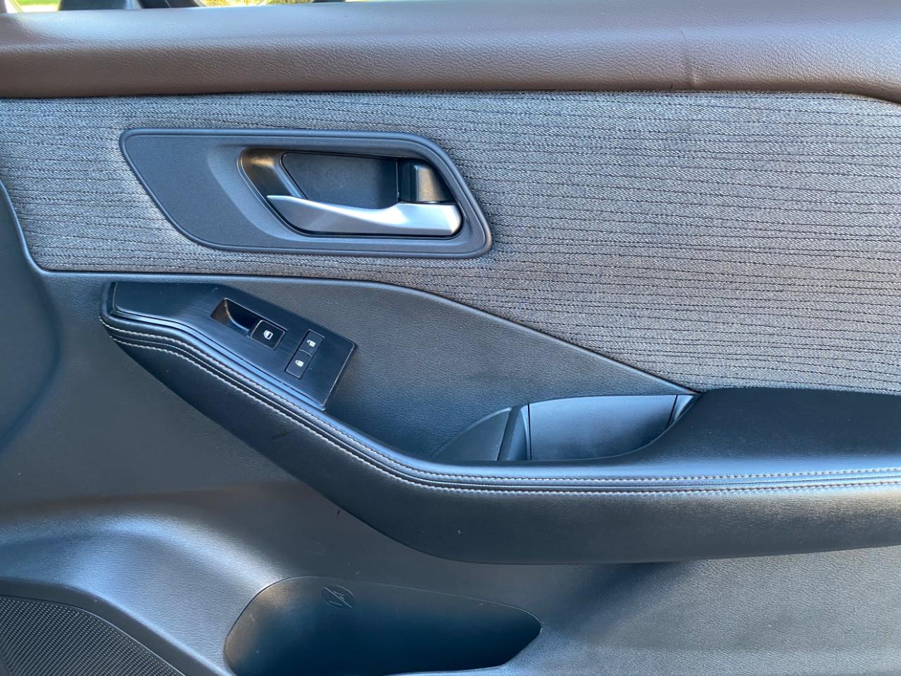 Nissan Rogue FWD SV *Ltd Avail* 2023