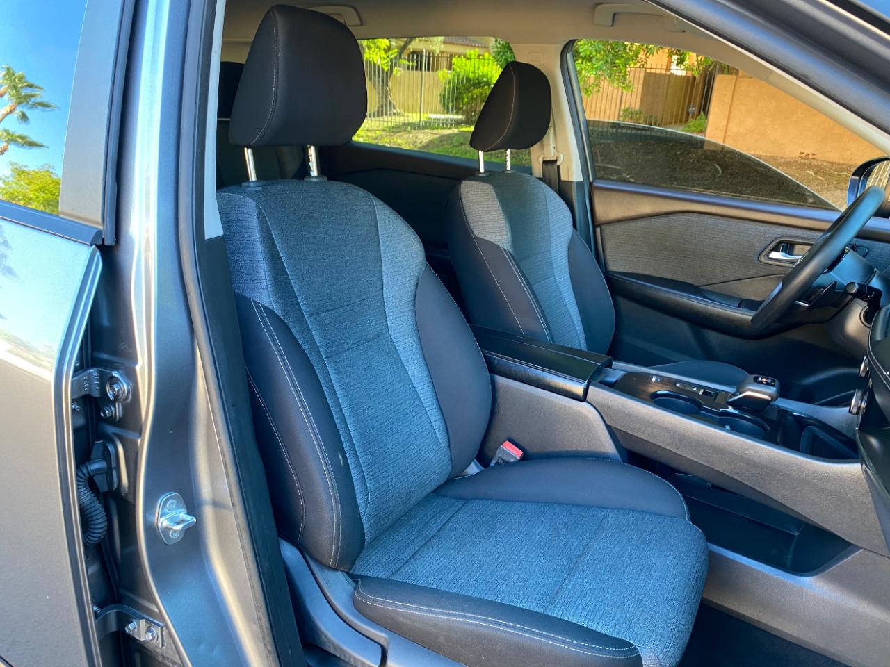 Nissan Rogue FWD SV *Ltd Avail* 2023