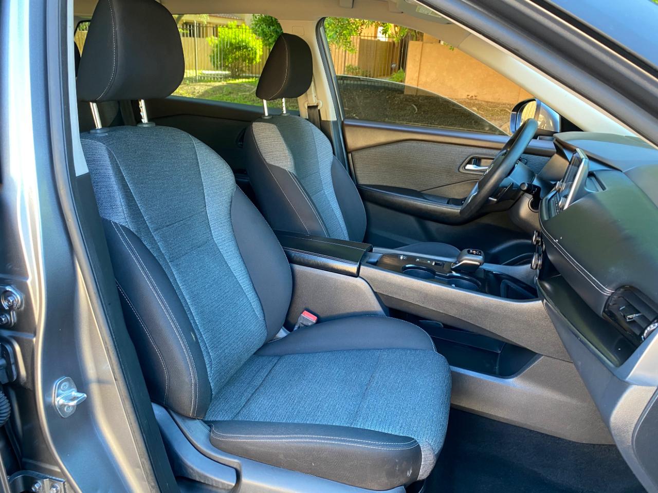 Nissan Rogue FWD SV *Ltd Avail* 2023