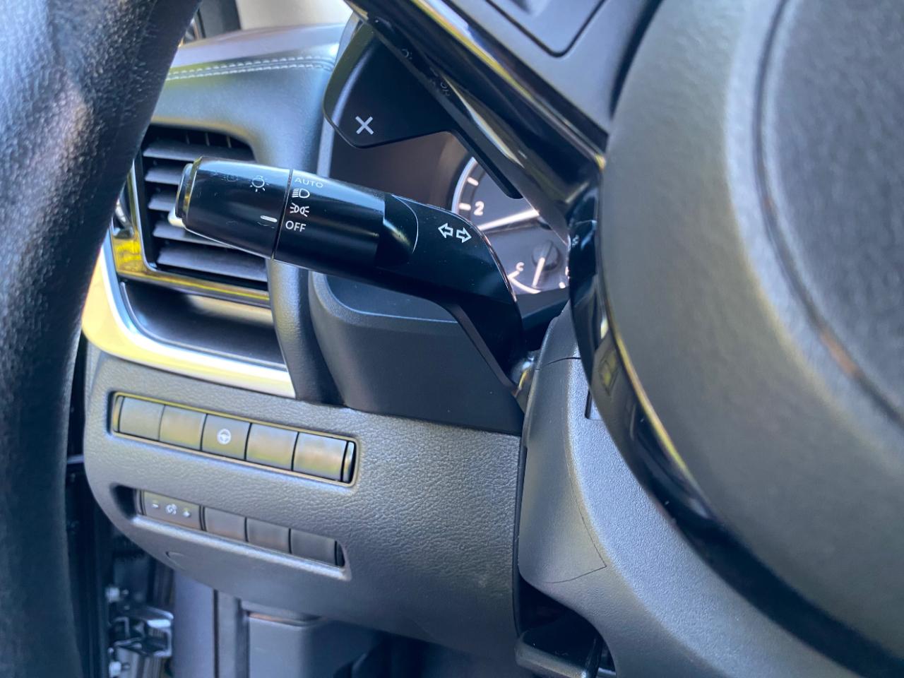 Nissan Rogue FWD SV *Ltd Avail* 2023