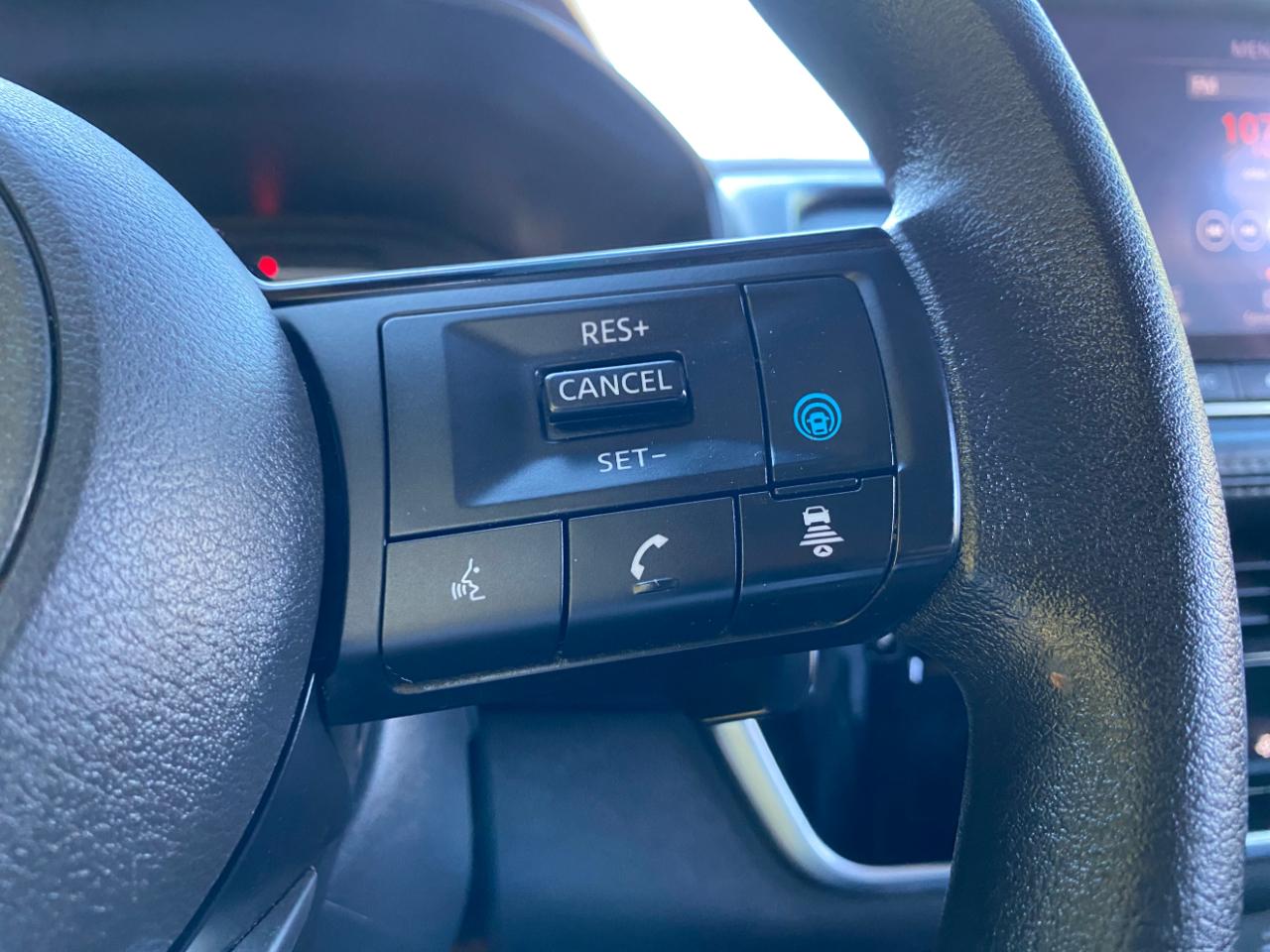 Nissan Rogue FWD SV *Ltd Avail* 2023