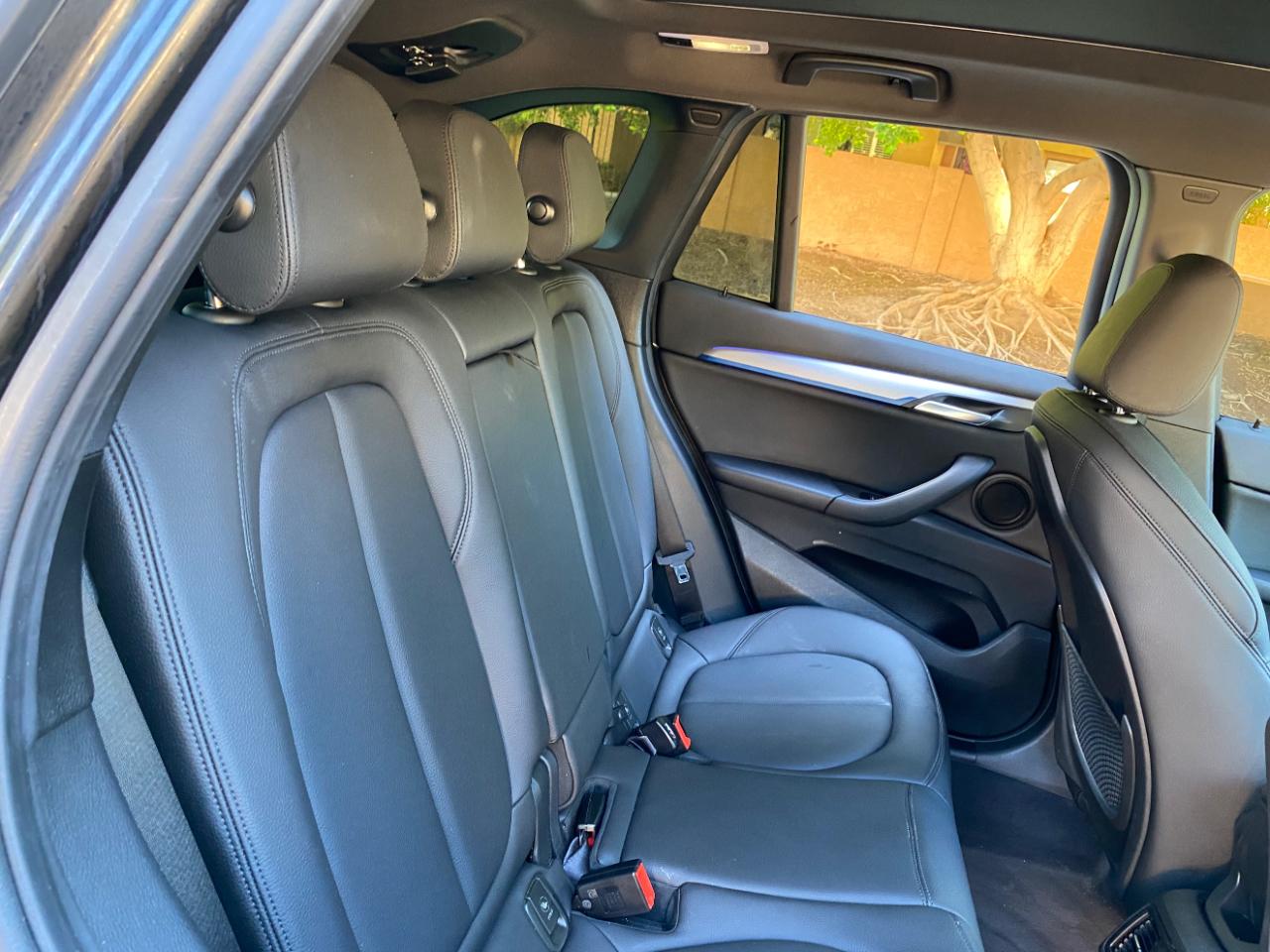 BMW X1 sDrive28i Sports Activity Vehicle 2021