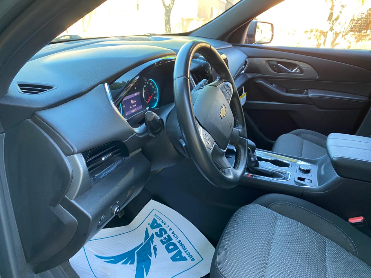 Chevrolet Traverse FWD 4dr LT Cloth w/1LT 2023