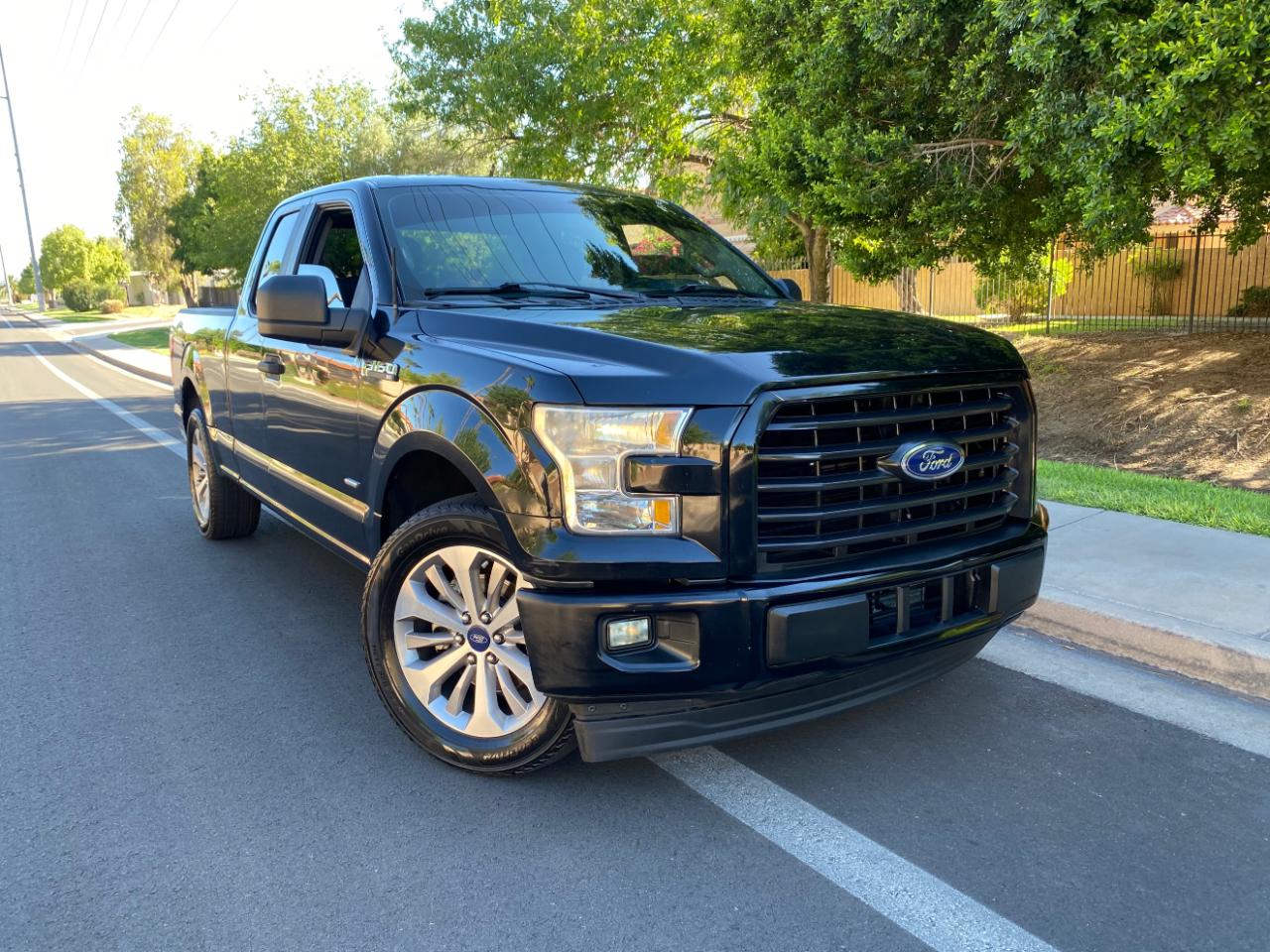 Ford F-150 XL 2WD SuperCab 8' Box 2017