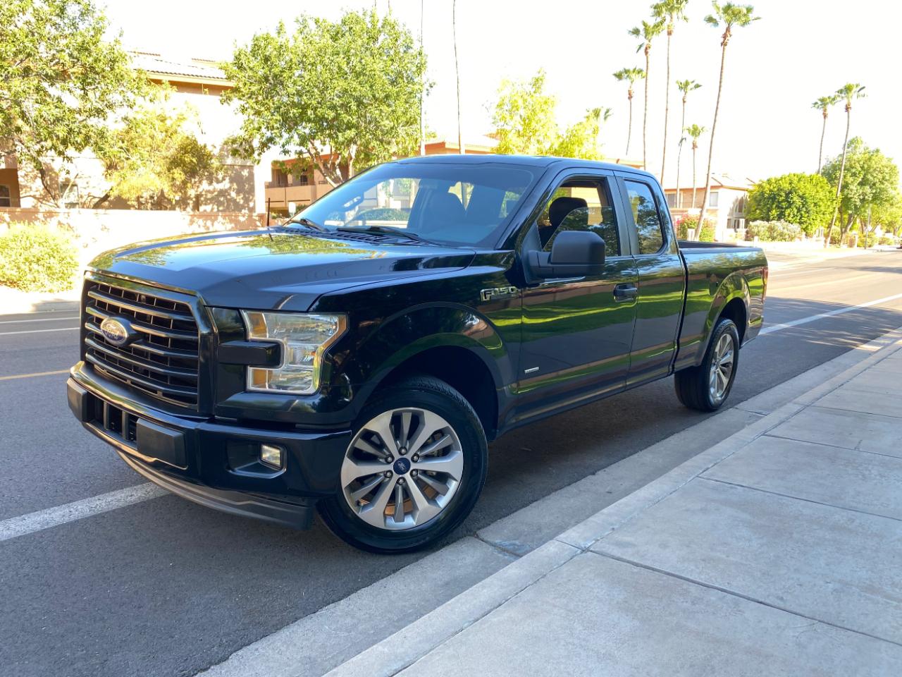 Ford F-150 XL 2WD SuperCab 8' Box 2017