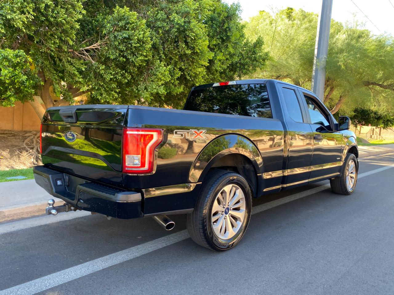 Ford F-150 XL 2WD SuperCab 8' Box 2017