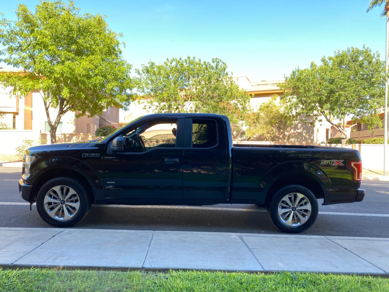 Ford F-150 XL 2WD SuperCab 8' Box 2017