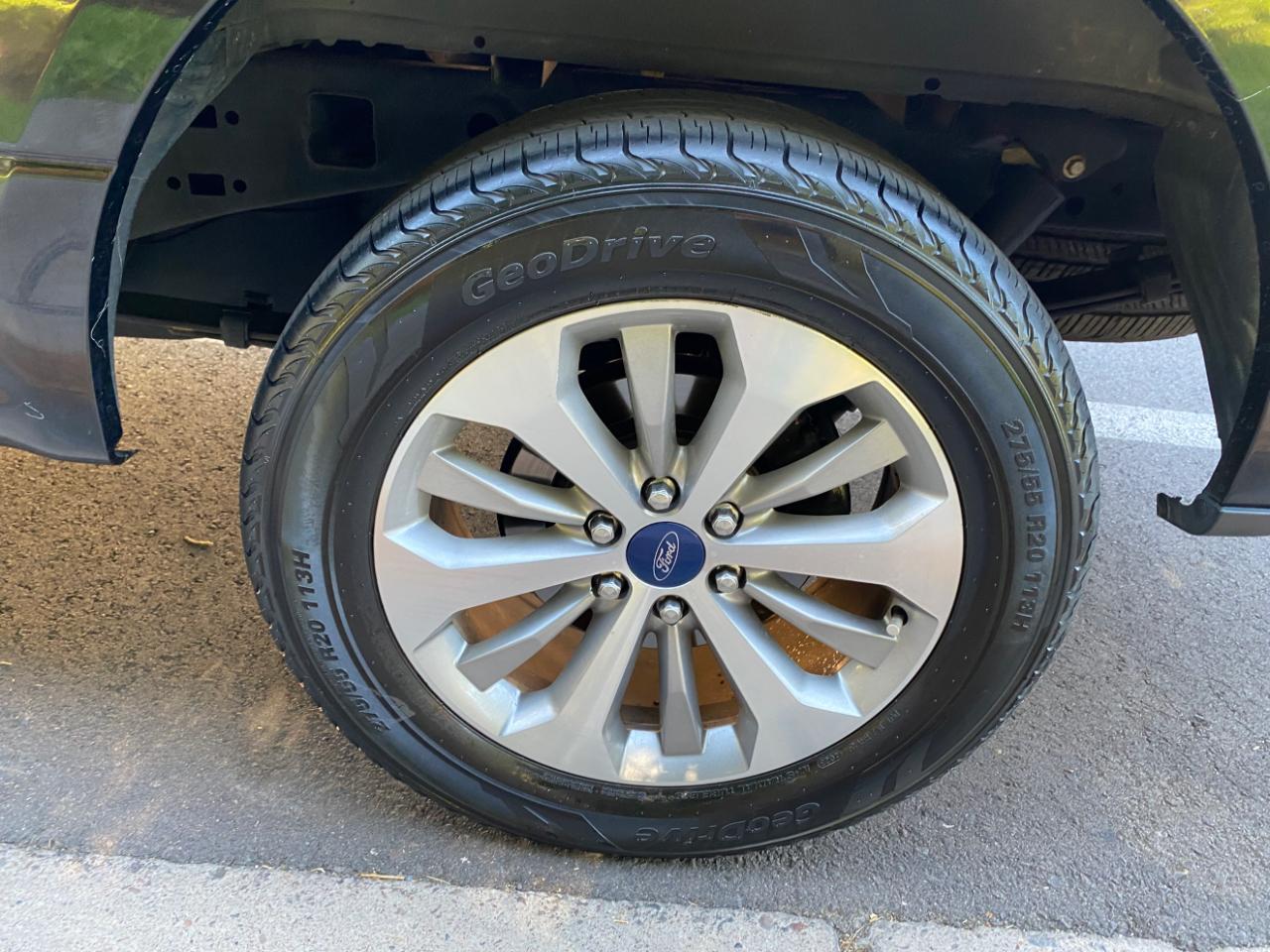 Ford F-150 XL 2WD SuperCab 8' Box 2017