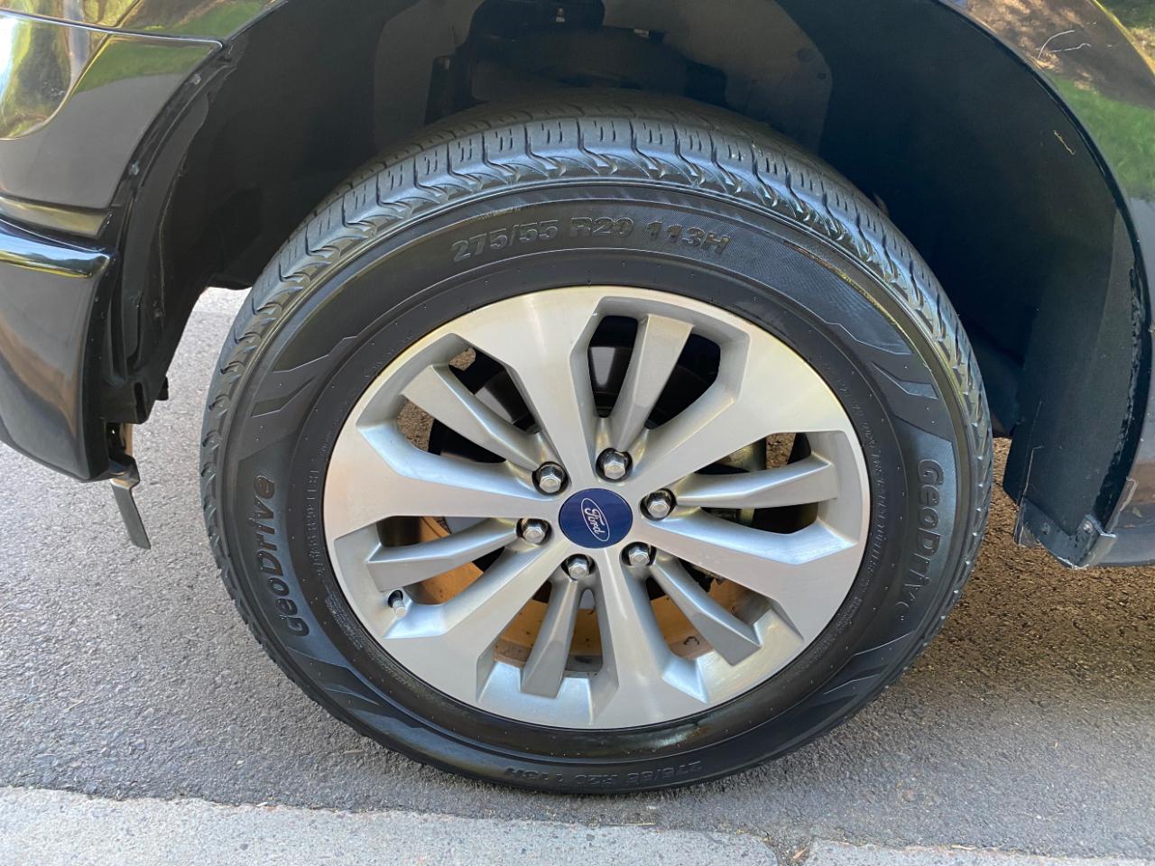 Ford F-150 XL 2WD SuperCab 8' Box 2017
