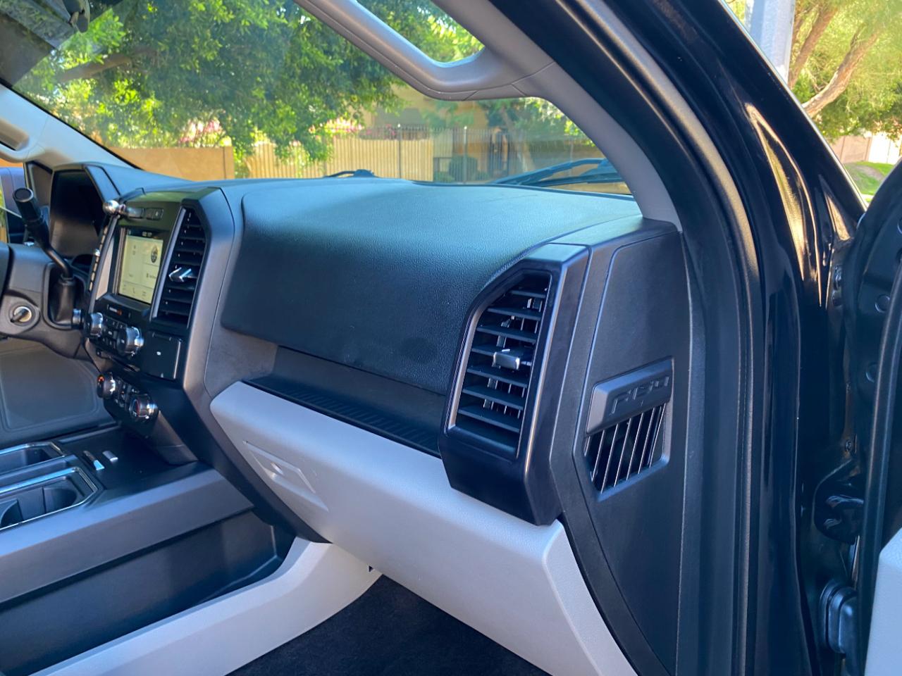 Ford F-150 XL 2WD SuperCab 8' Box 2017