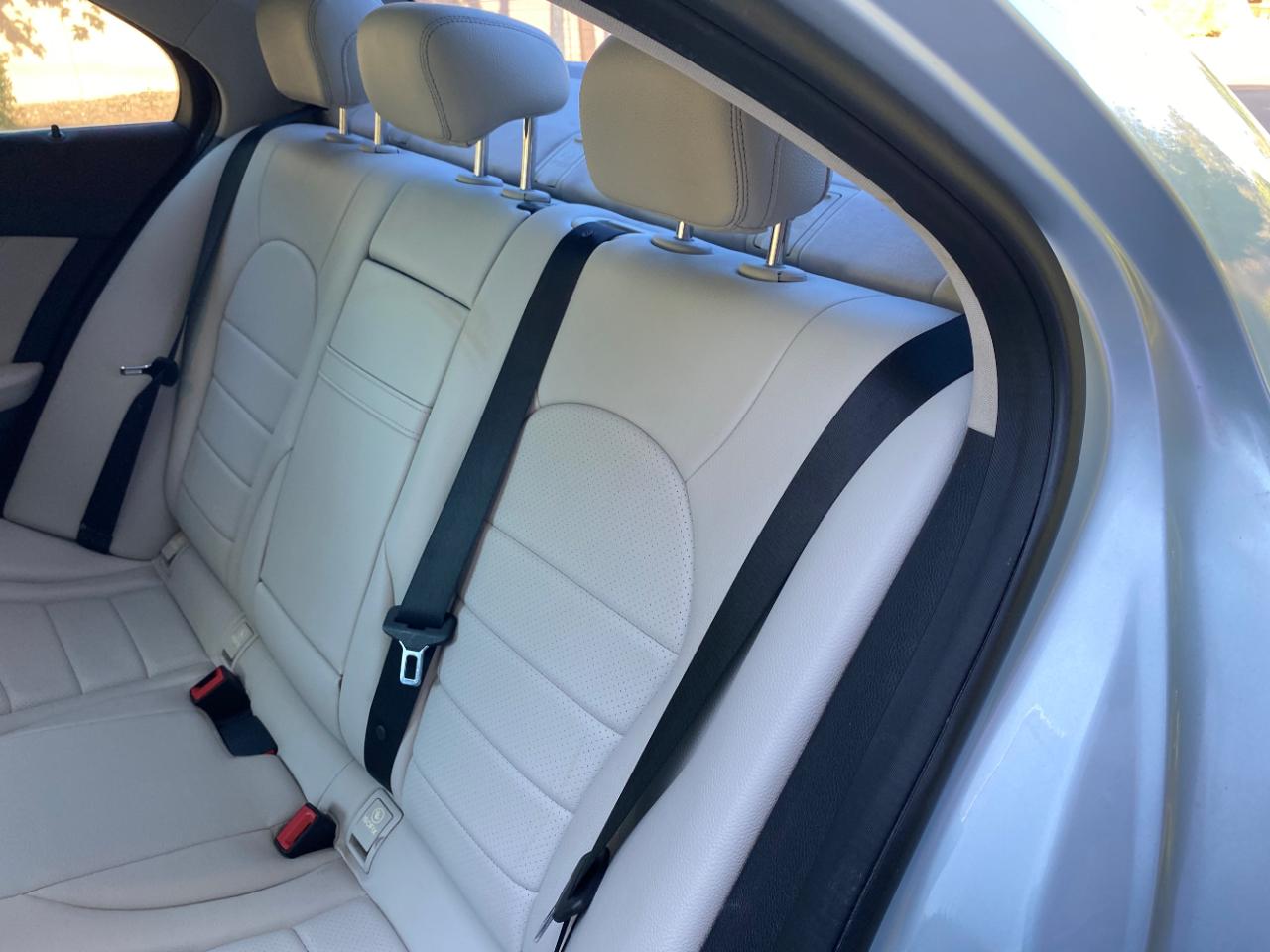 Mercedes-Benz C-Class 4dr Sdn C 300 RWD 2015