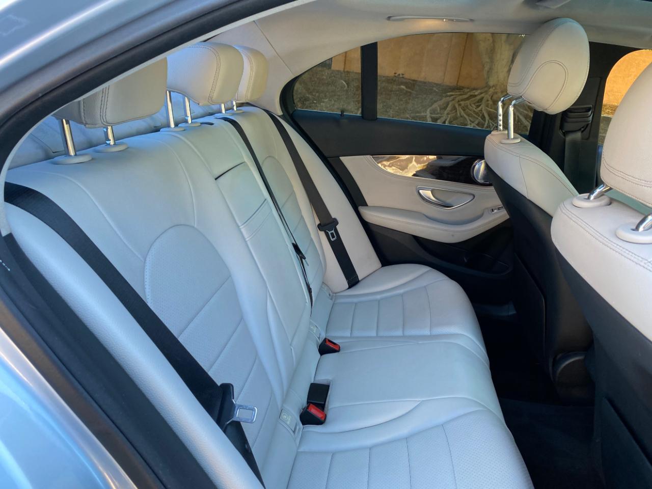 Mercedes-Benz C-Class 4dr Sdn C 300 RWD 2015