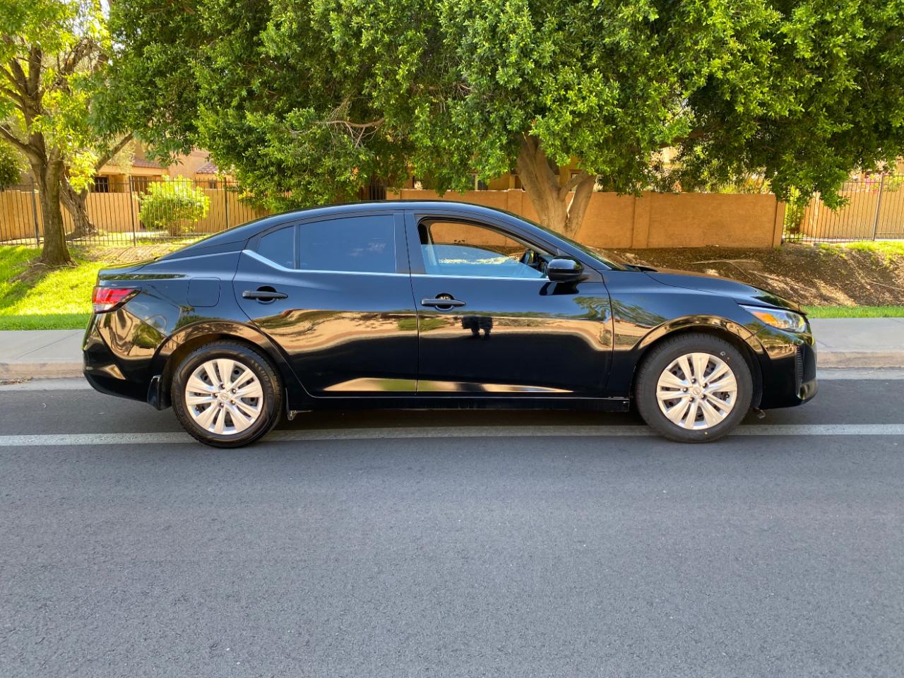 Nissan Sentra S CVT 2025