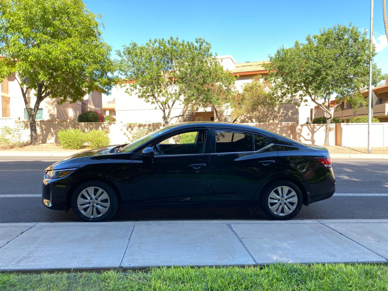 Nissan Sentra S CVT 2025