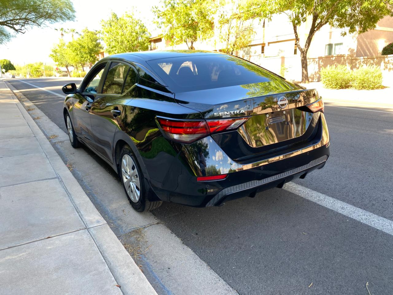 Nissan Sentra S CVT 2025