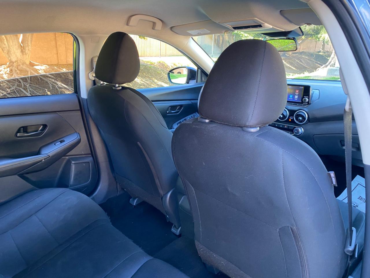 Nissan Sentra S CVT 2025