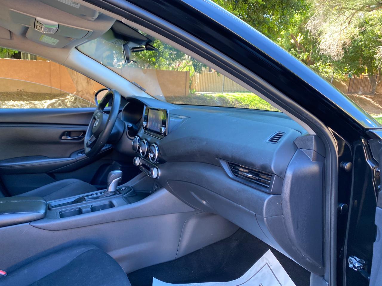 Nissan Sentra S CVT 2025