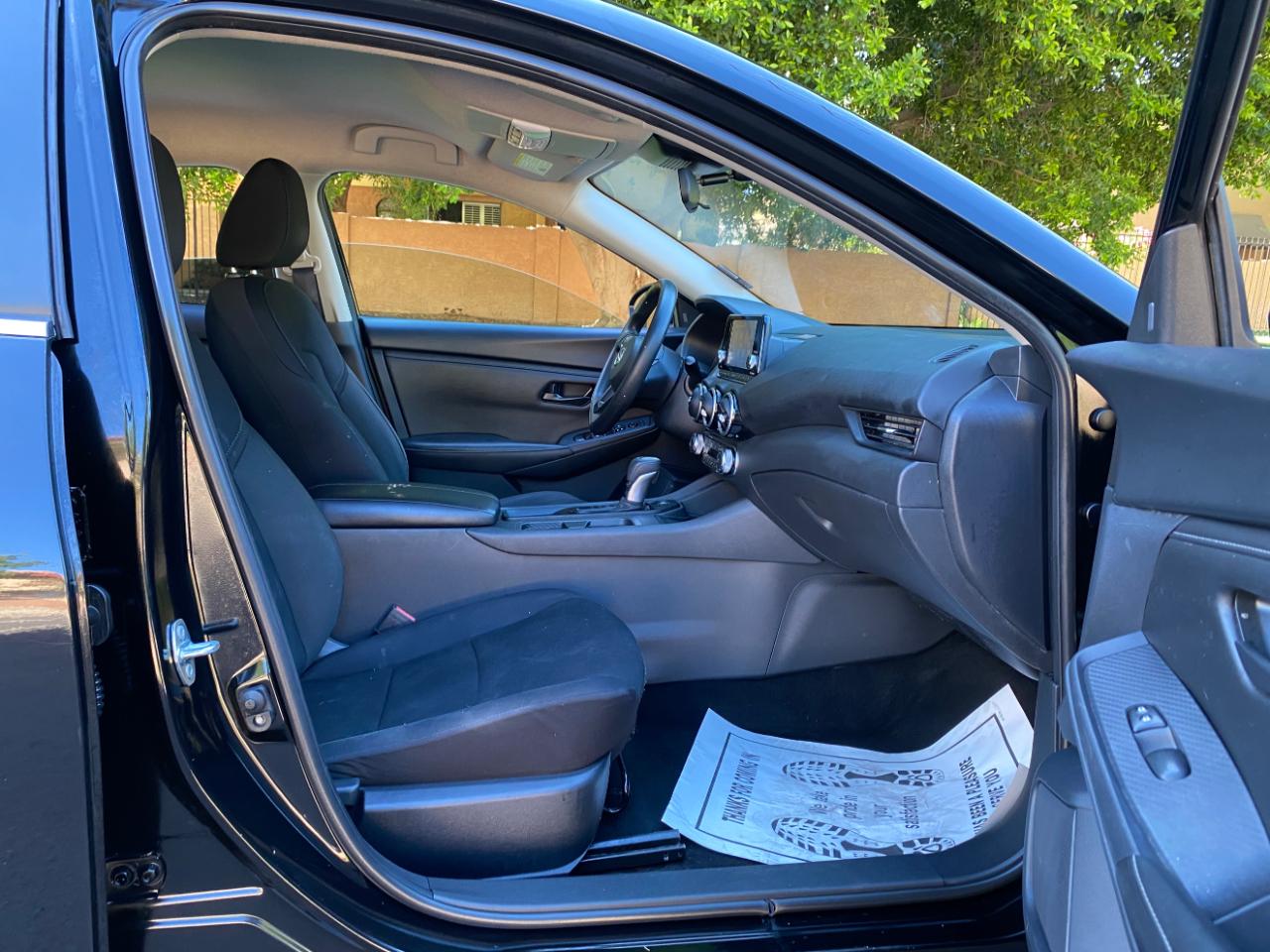 Nissan Sentra S CVT 2025