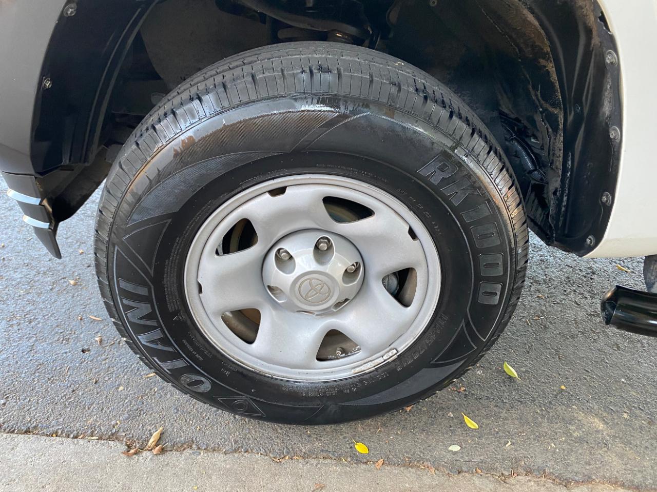 Toyota Tacoma SR Access Cab 6' Bed I4 4x2 AT (Natl) 2017