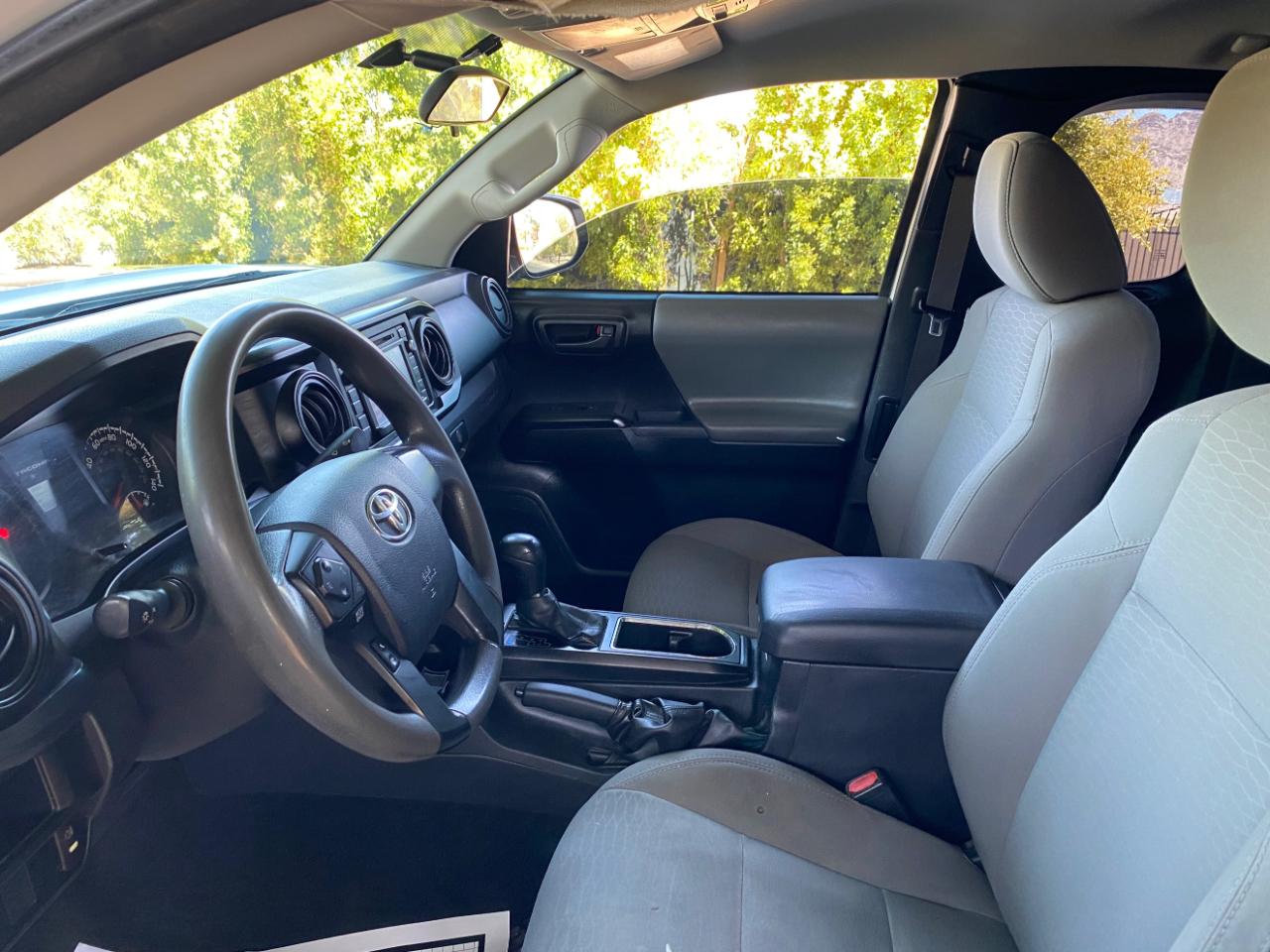 Toyota Tacoma SR Access Cab 6' Bed I4 4x2 AT (Natl) 2017