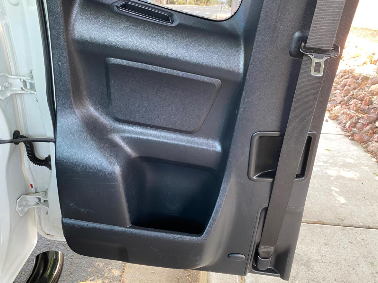 Toyota Tacoma SR Access Cab 6' Bed I4 4x2 AT (Natl) 2017