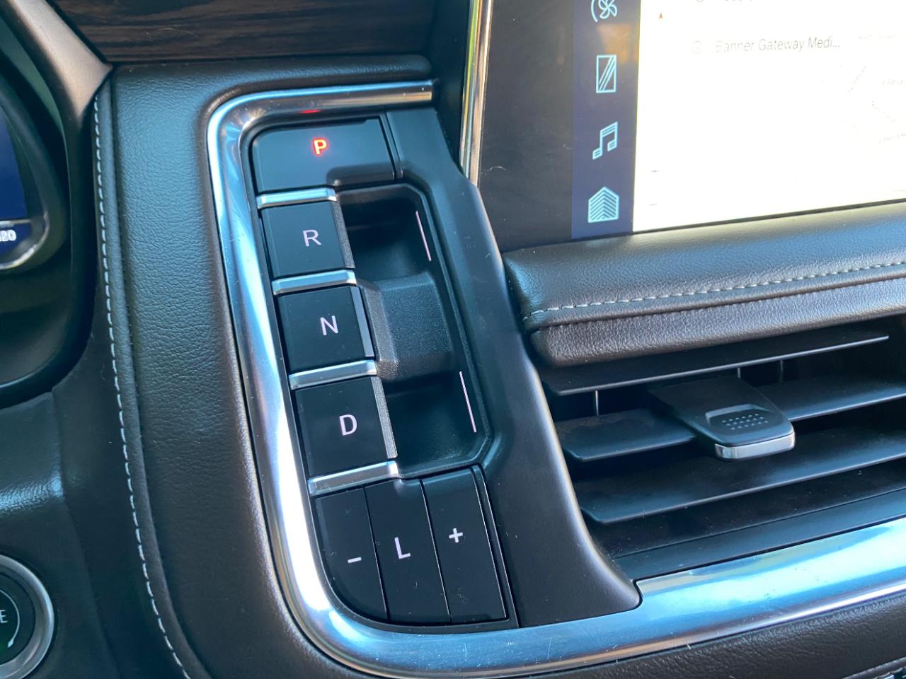 Chevrolet Tahoe 4WD 4dr LT 2023