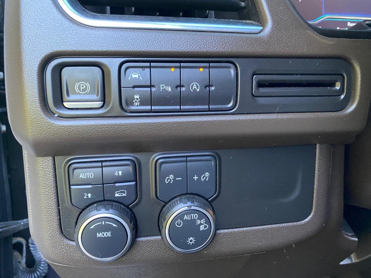 Chevrolet Tahoe 4WD 4dr LT 2023