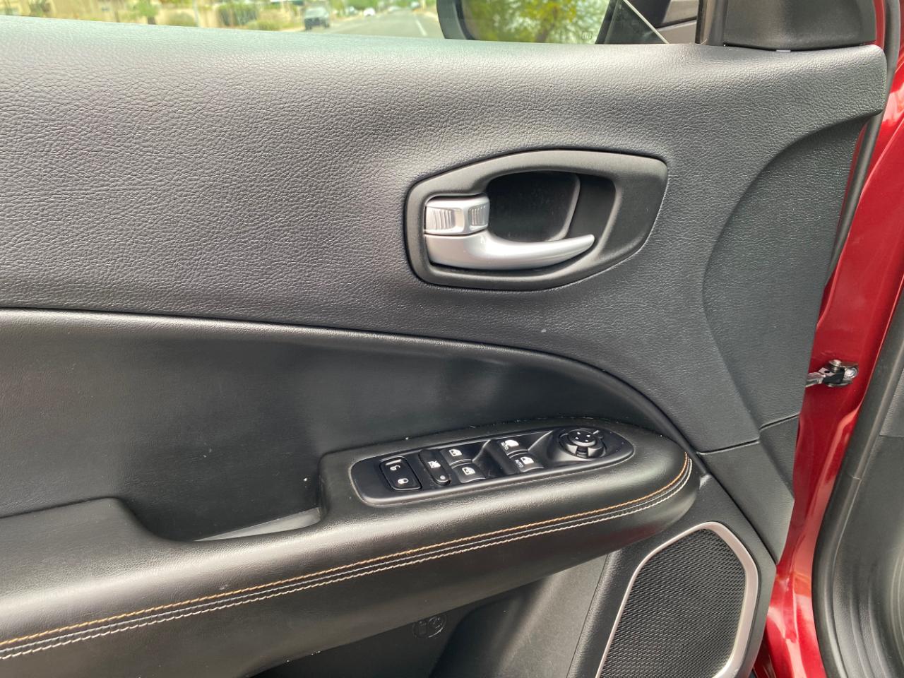 Jeep Compass Latitude FWD 2021