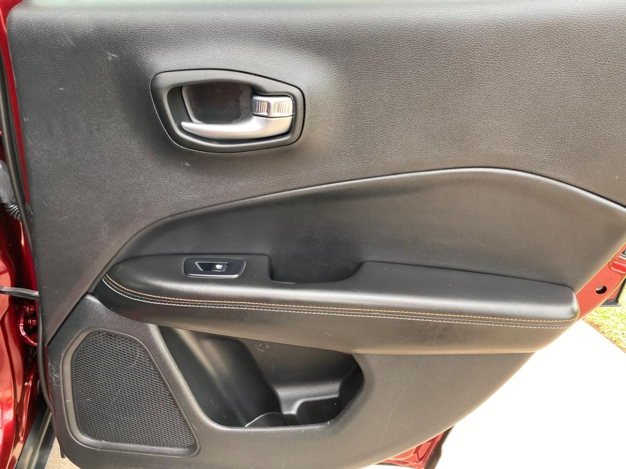 Jeep Compass Latitude FWD 2021