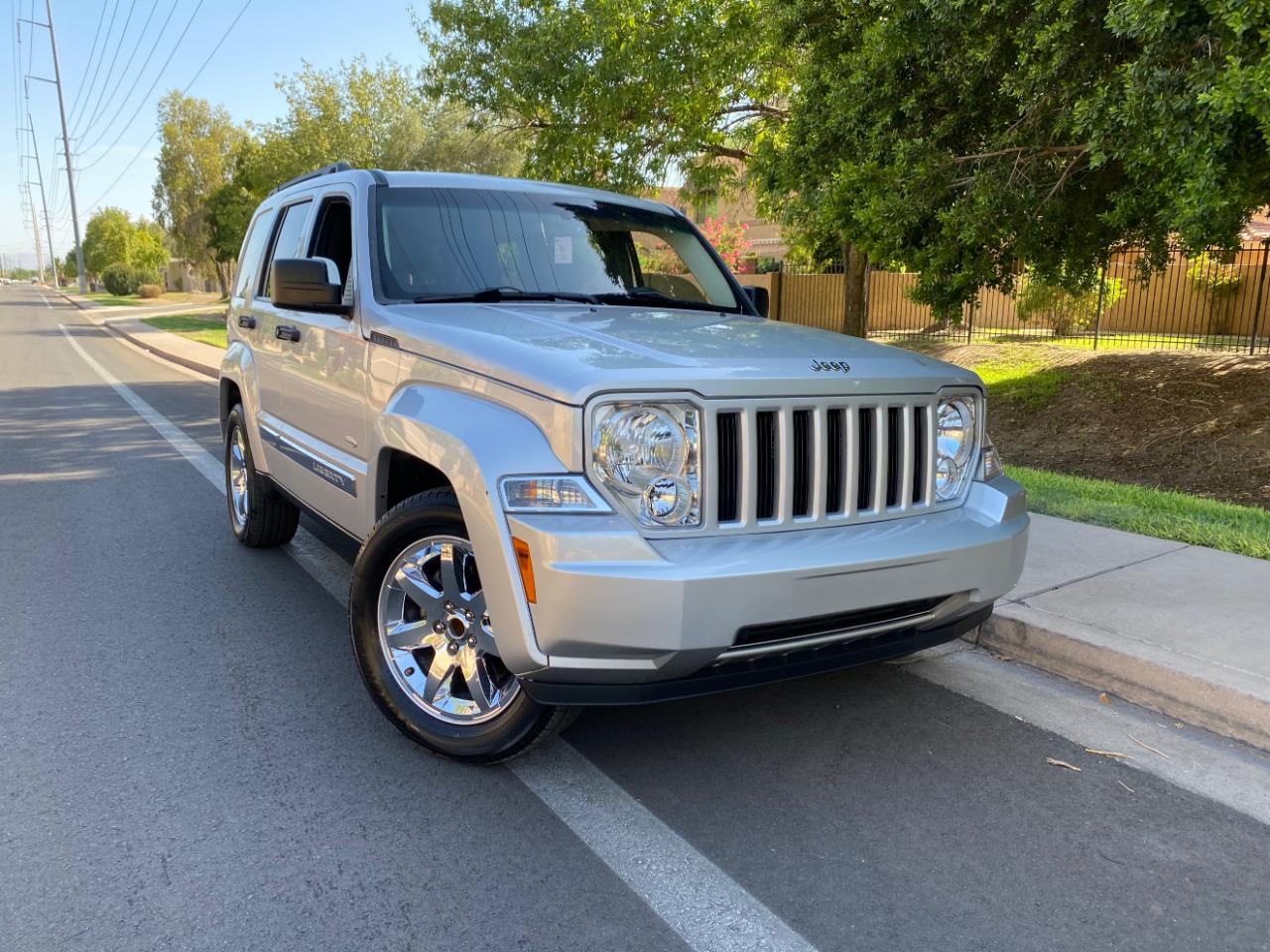 Jeep Liberty RWD 4dr Sport Latitude 2012