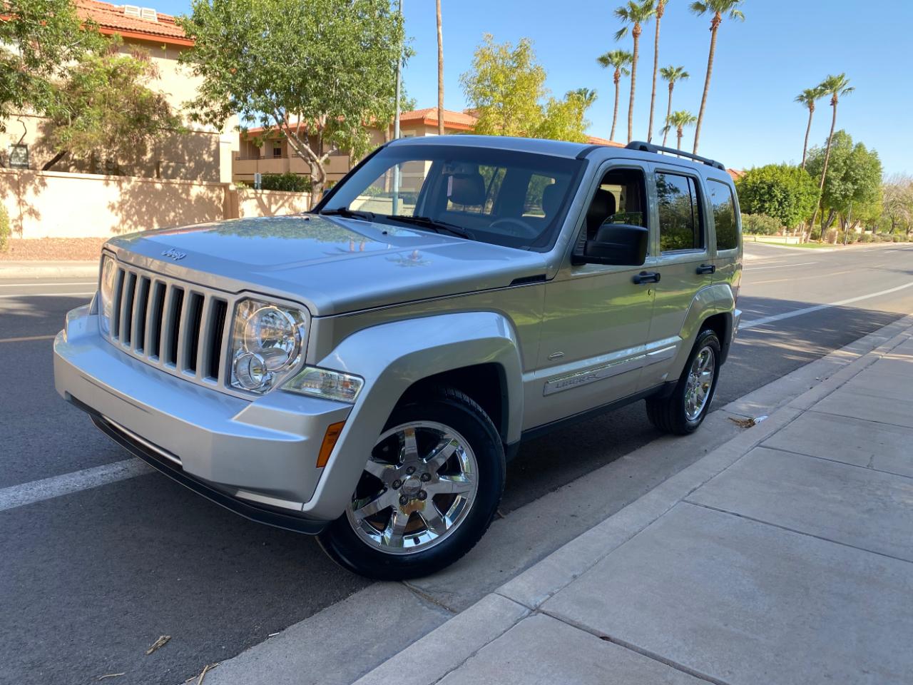 Jeep Liberty RWD 4dr Sport Latitude 2012
