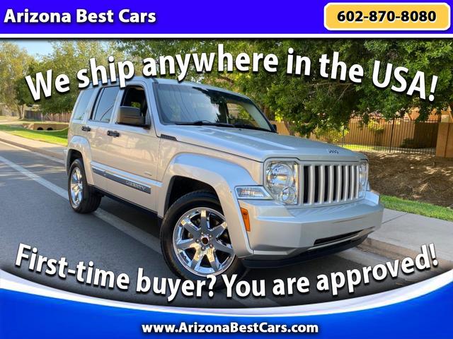 Silver 2012 Jeep Liberty SUV / Crossover 4X2 Automatic