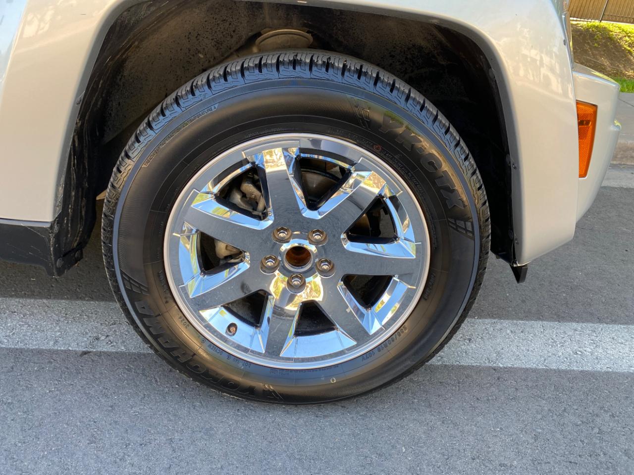 Jeep Liberty RWD 4dr Sport Latitude 2012