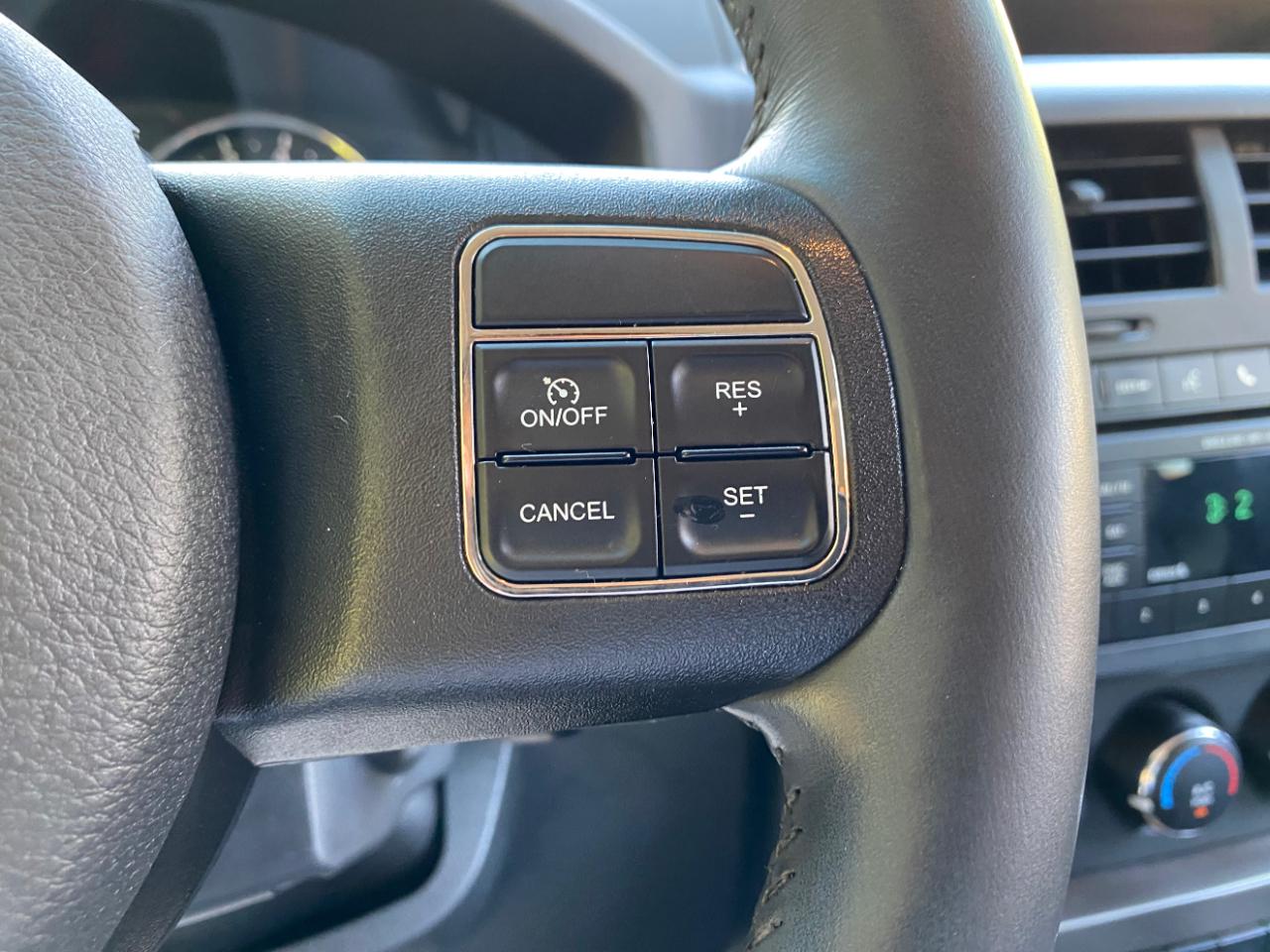 Jeep Liberty RWD 4dr Sport Latitude 2012