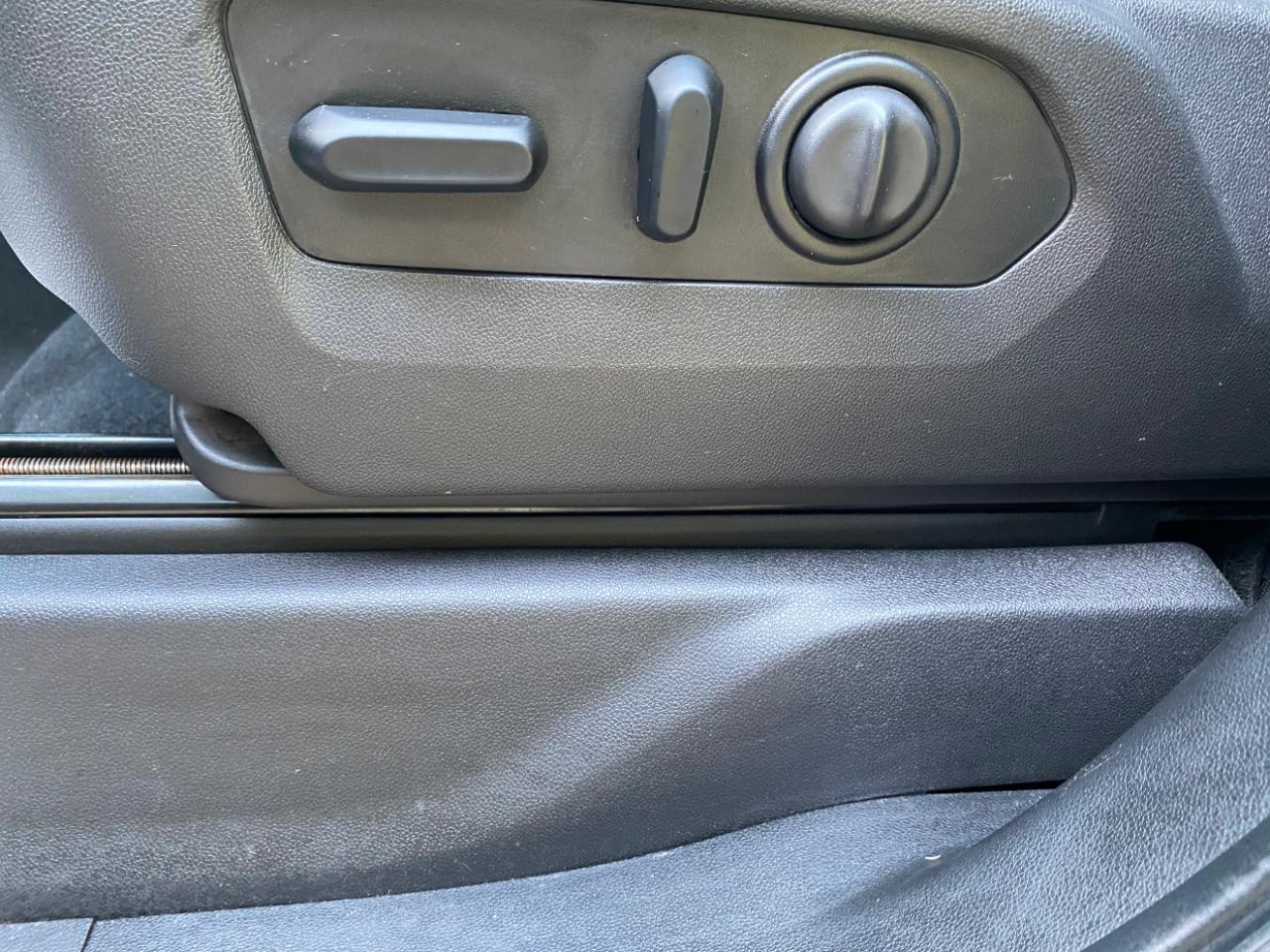 GMC Sierra 1500 4WD Crew Cab 147" Denali 2019