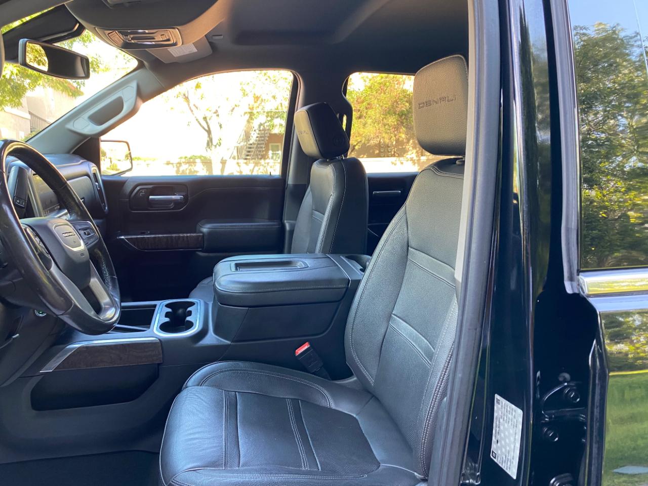 GMC Sierra 1500 4WD Crew Cab 147" Denali 2019