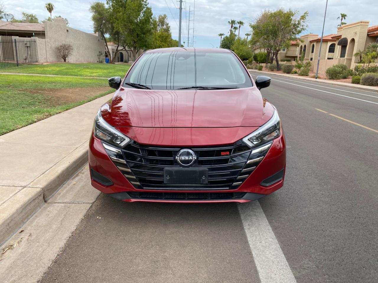 Nissan Versa SR CVT 2023