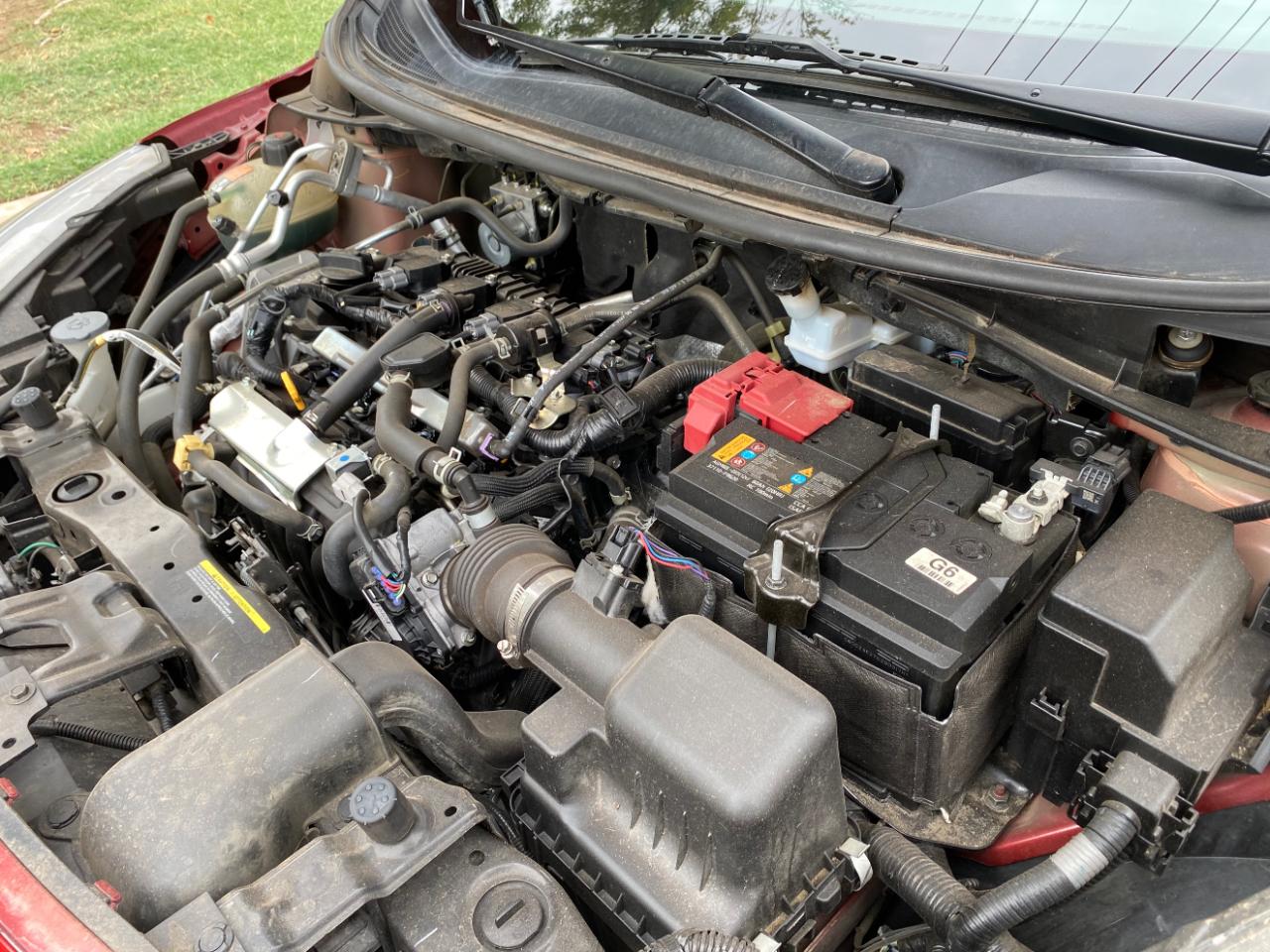 Nissan Versa SR CVT 2023