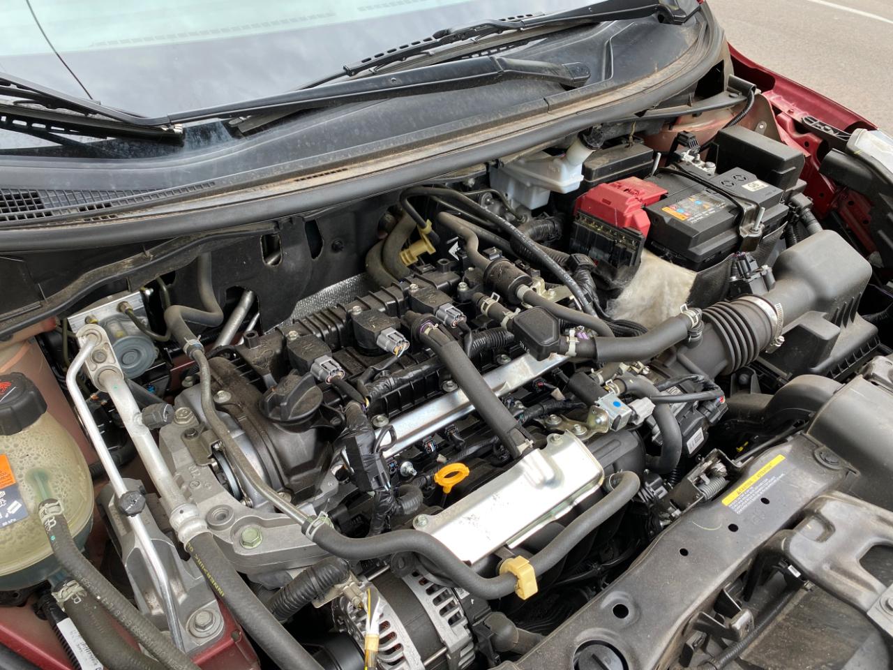 Nissan Versa SR CVT 2023