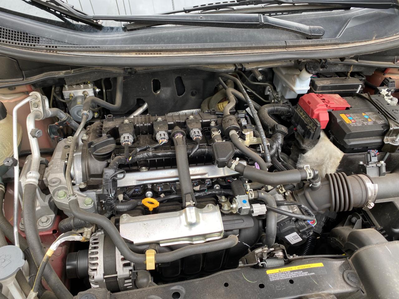 Nissan Versa SR CVT 2023