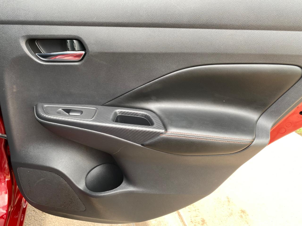 Nissan Versa SR CVT 2023