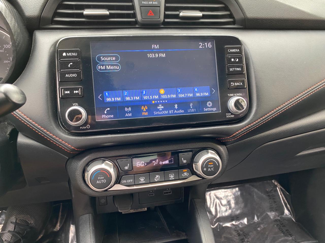 Nissan Versa SR CVT 2023