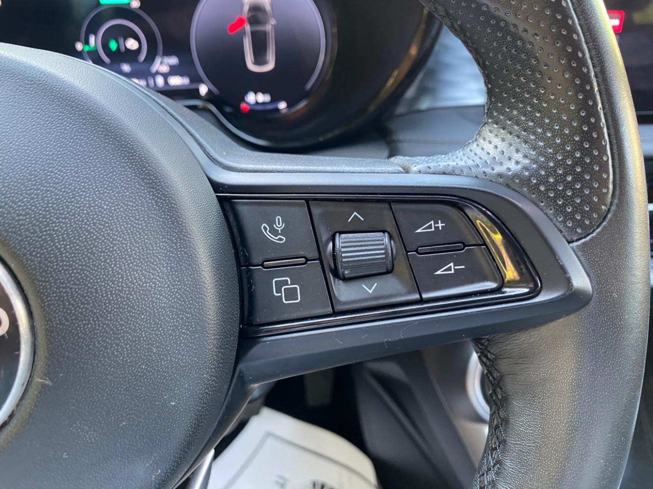Alfa Romeo Tonale Ti EAWD 2024