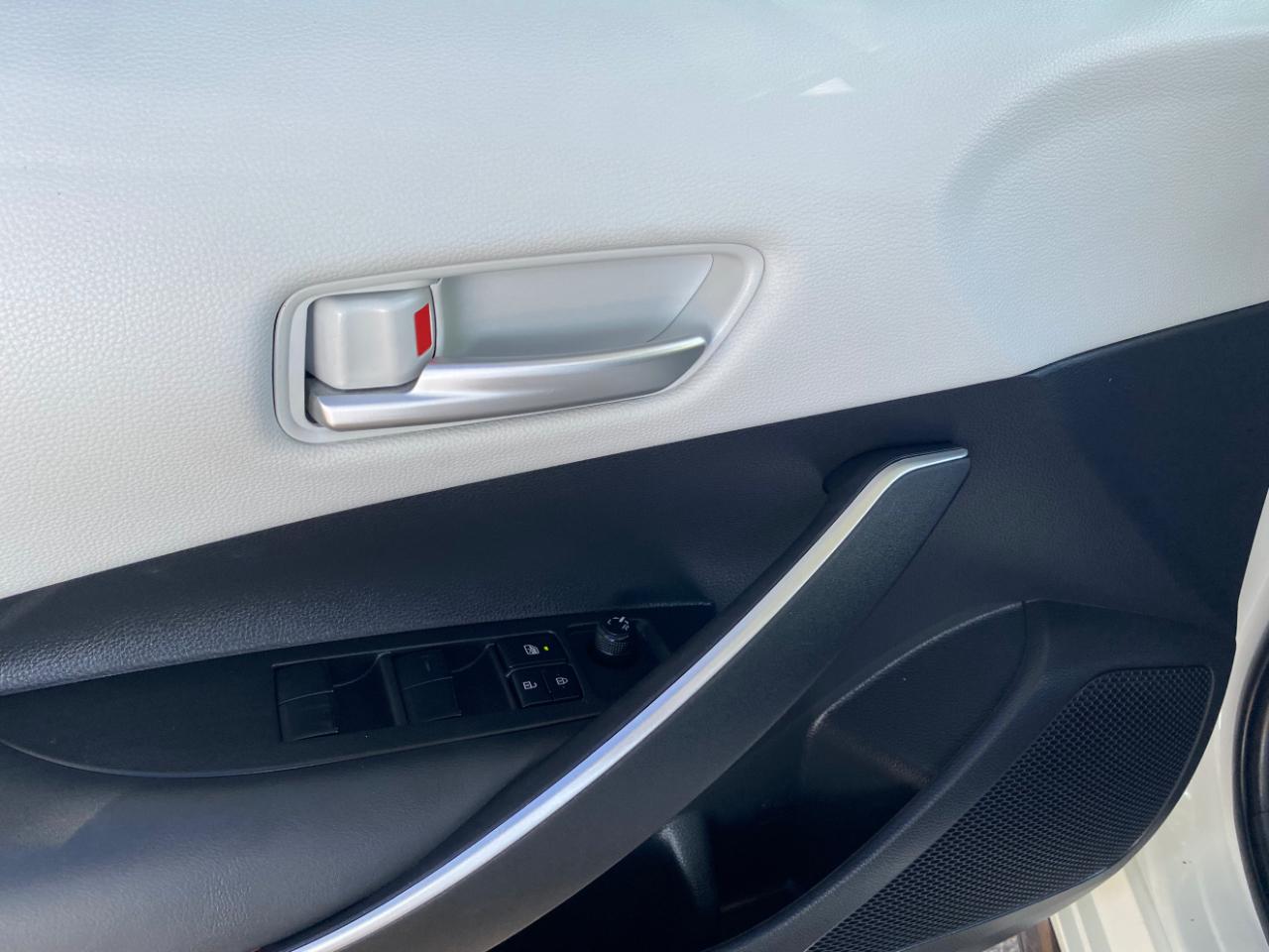 2024 Toyota Corolla SE - Photo 18