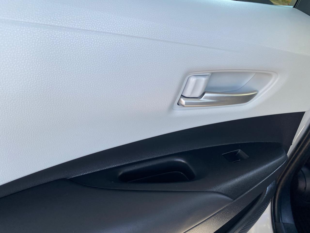 2024 Toyota Corolla SE - Photo 27