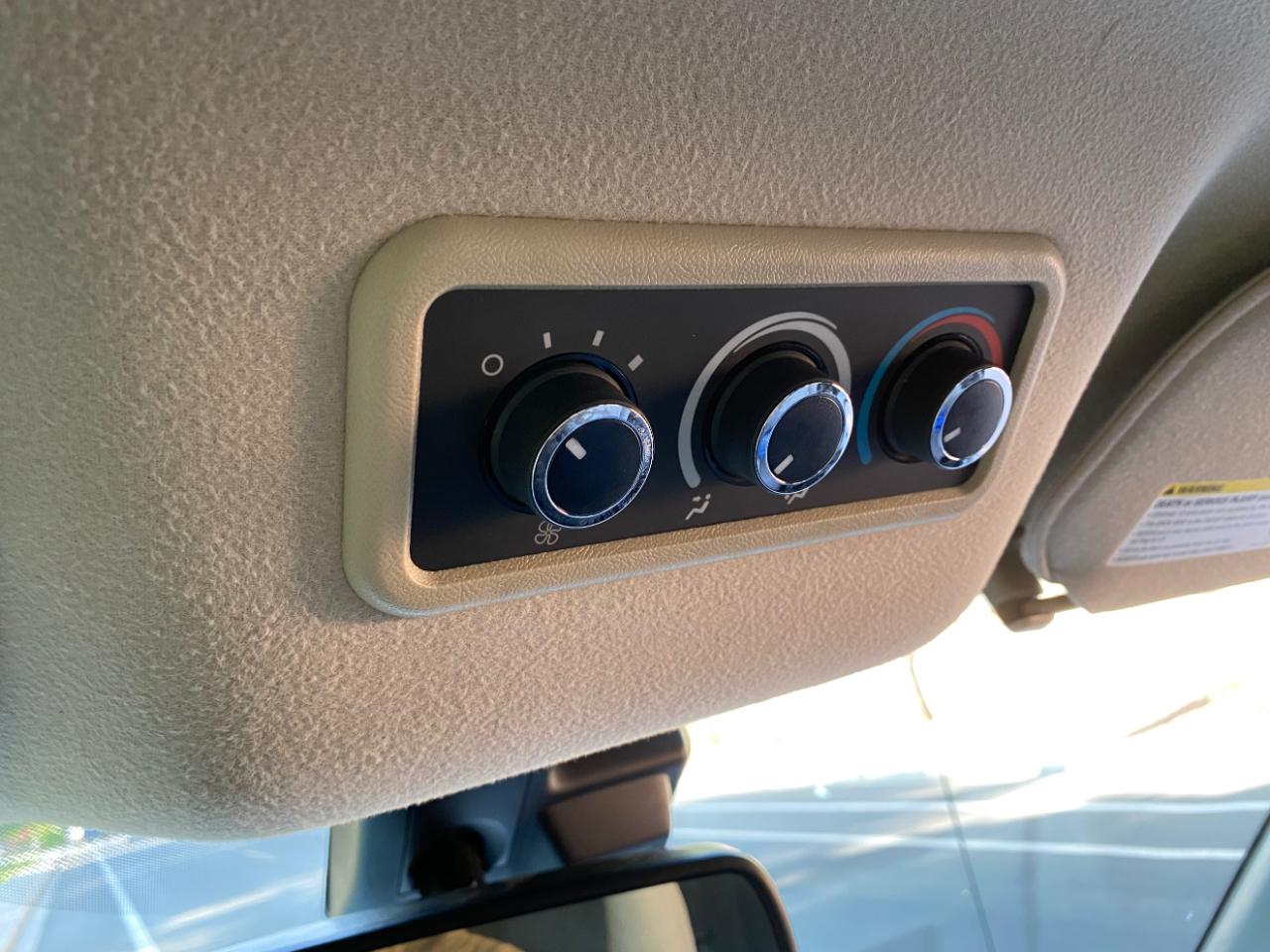 Chevrolet Express Passenger RWD 3500 155" LT 2019