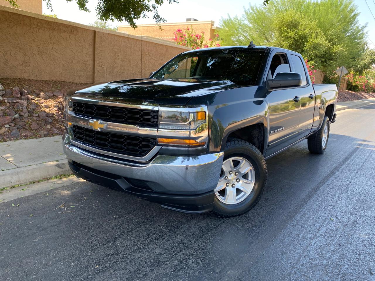 Chevrolet Silverado 1500 4WD Double Cab 143.5" LT w/1LT 2018