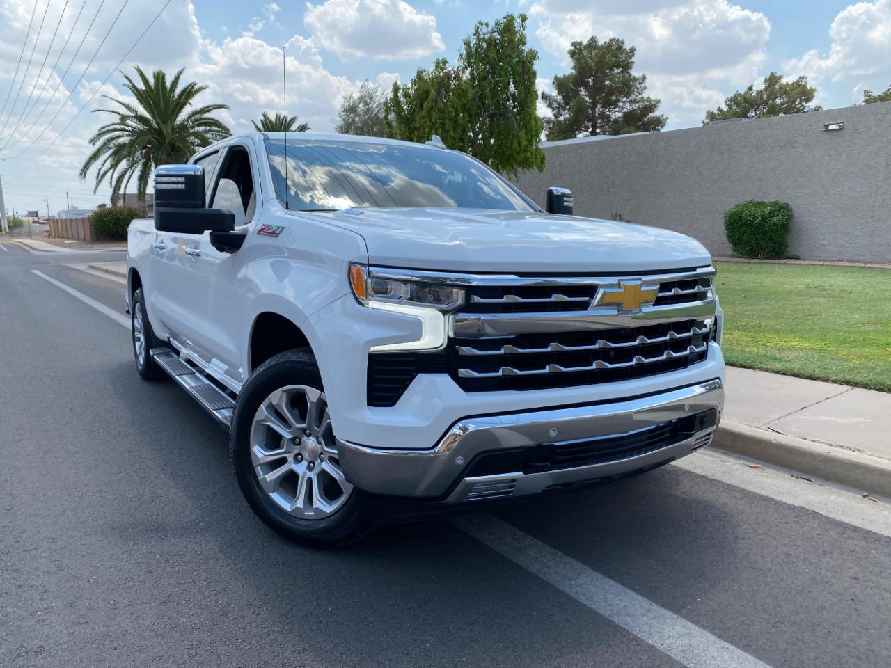 Chevrolet Silverado 1500 4WD Crew Cab 147" LTZ 2024