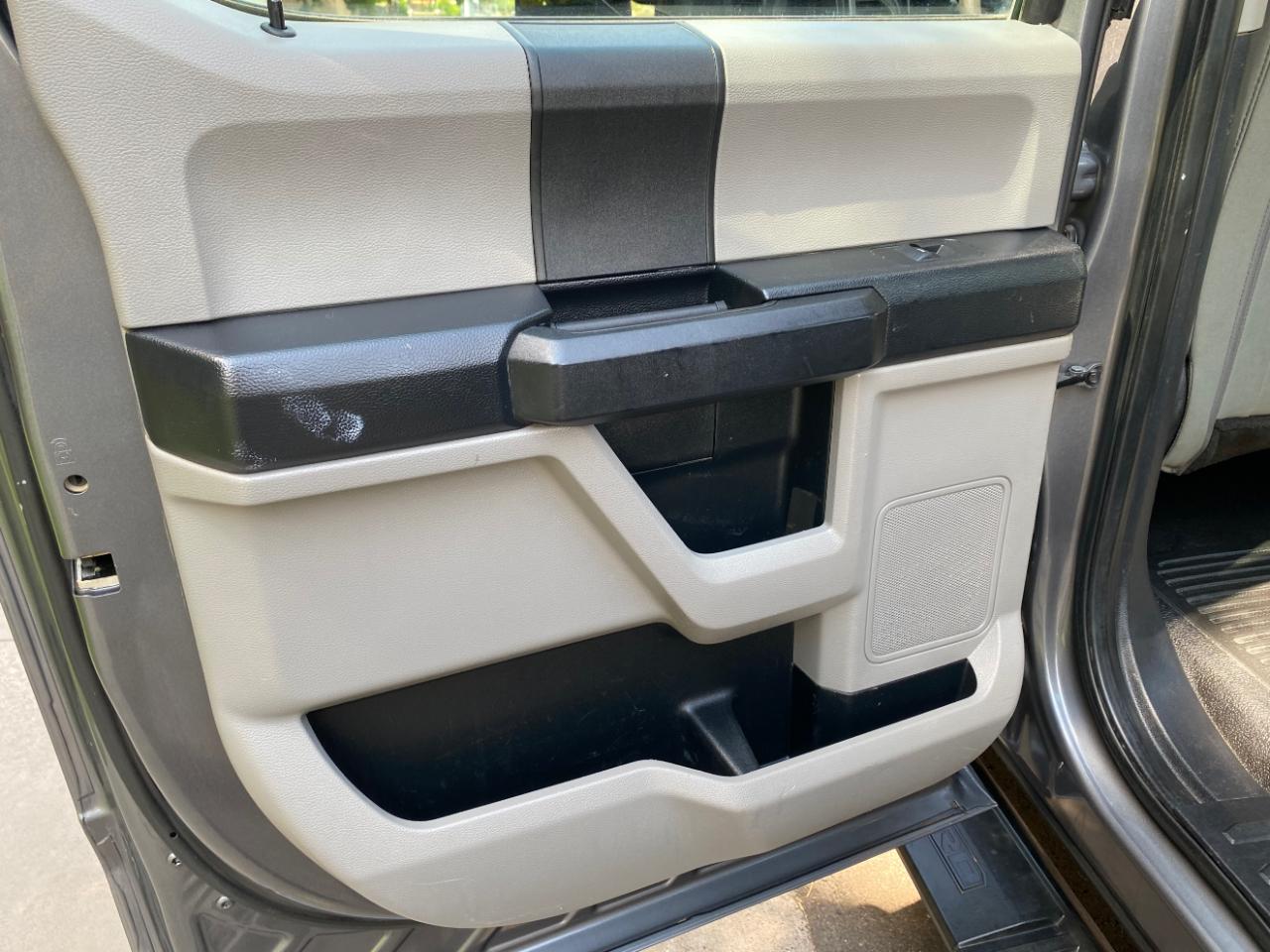Ford Super Duty F-250 SRW XL 4WD SuperCab 8' Box 2021